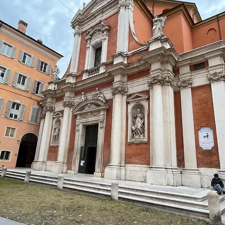 Centro Corso Cavour 公寓 *