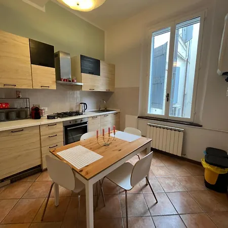 Centro Corso Cavour Διαμέρισμα *
